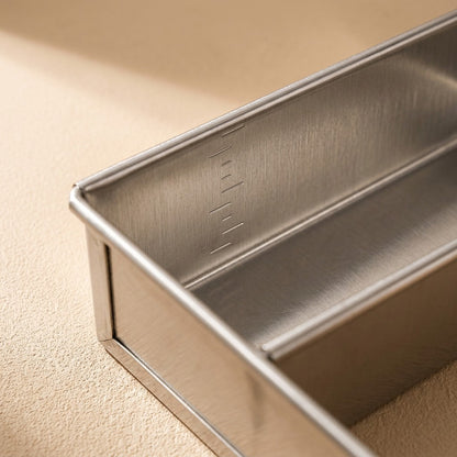 Bakeslab™ Stainless Steel Rectangular Cake Mold, material and detail close-up
