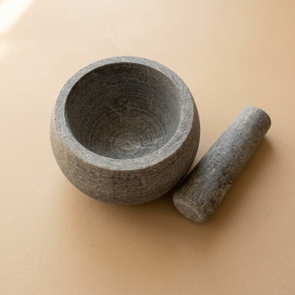 Stonecrush™ Marble Stone Garlic Grinder, material and detail close-up