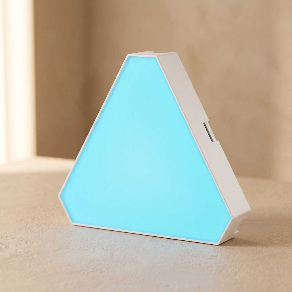 Prismglow™ Acrylic Quantum Wall Lamp, material and detail close-up