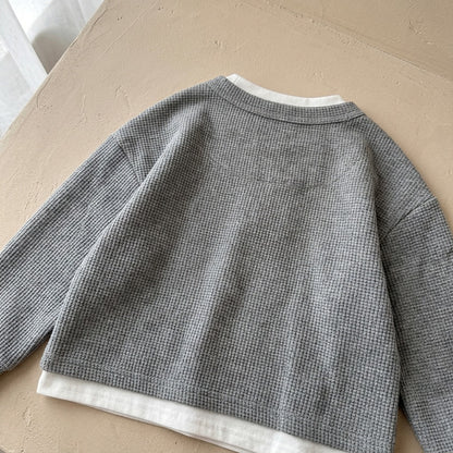 Layerplay™ Boys' Korean Version Fake Two-Piece Sweatshirt, material and detail close-up