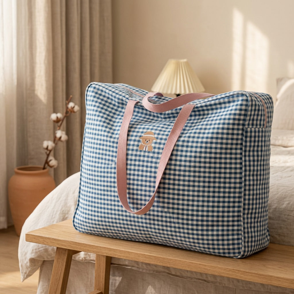Quiltround™ Round Quilt Storage Bag, styled close view