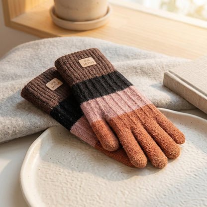 Cyclewarm™ Winter Warm Cycling Gloves, styled close view