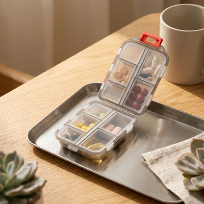 Dosekeeper™ Polypropylene Pill Box, styled close view