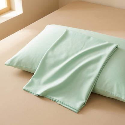 Loomsip™ Ice Silk Pillowcase Pair, material and detail close-up