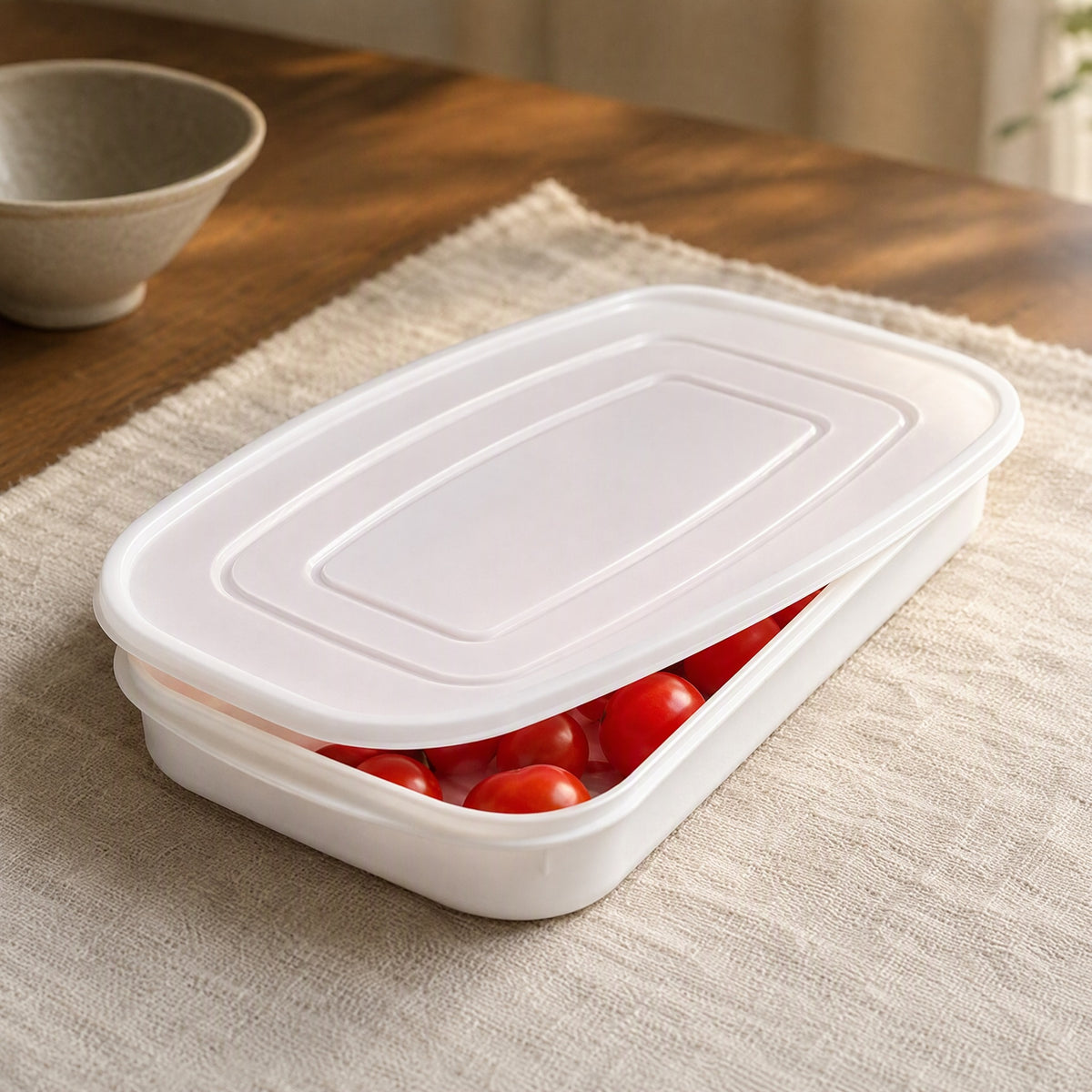 Chillcase™ Microwave Lunch Box, styled close view