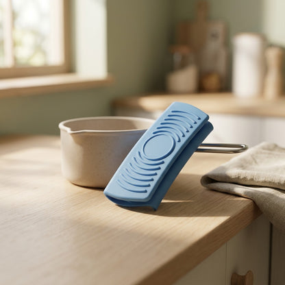 Coolwrap™ Silicone Pot Handle Cover, styled close view