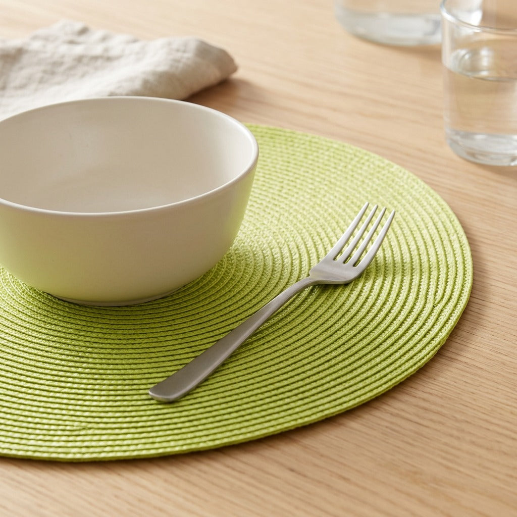 Matweave™ Woven PP Table Mat, styled close view
