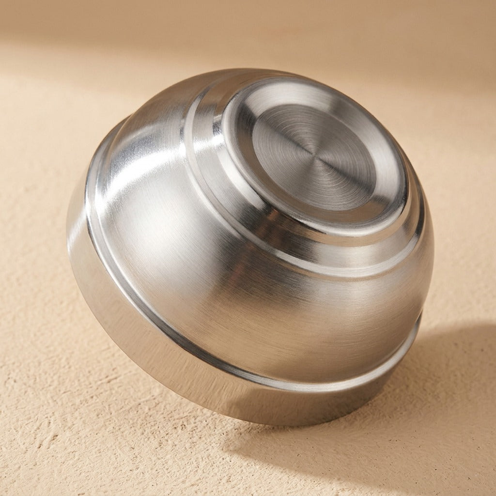 Nestwarm™ 304 Stainless Steel Rice Bowl, material and detail close-up