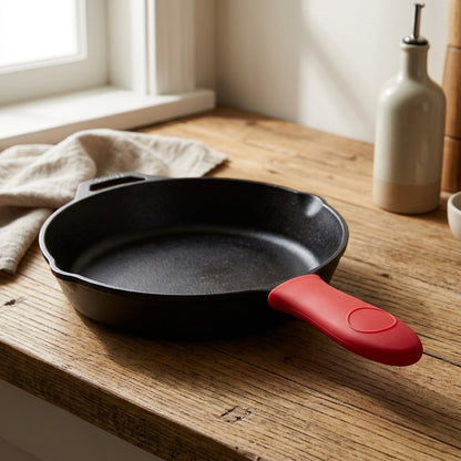 Panwarm™ Silicone Pot Handle Cover, styled close view