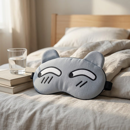 Softnap™ Cotton Eye Mask, styled close view