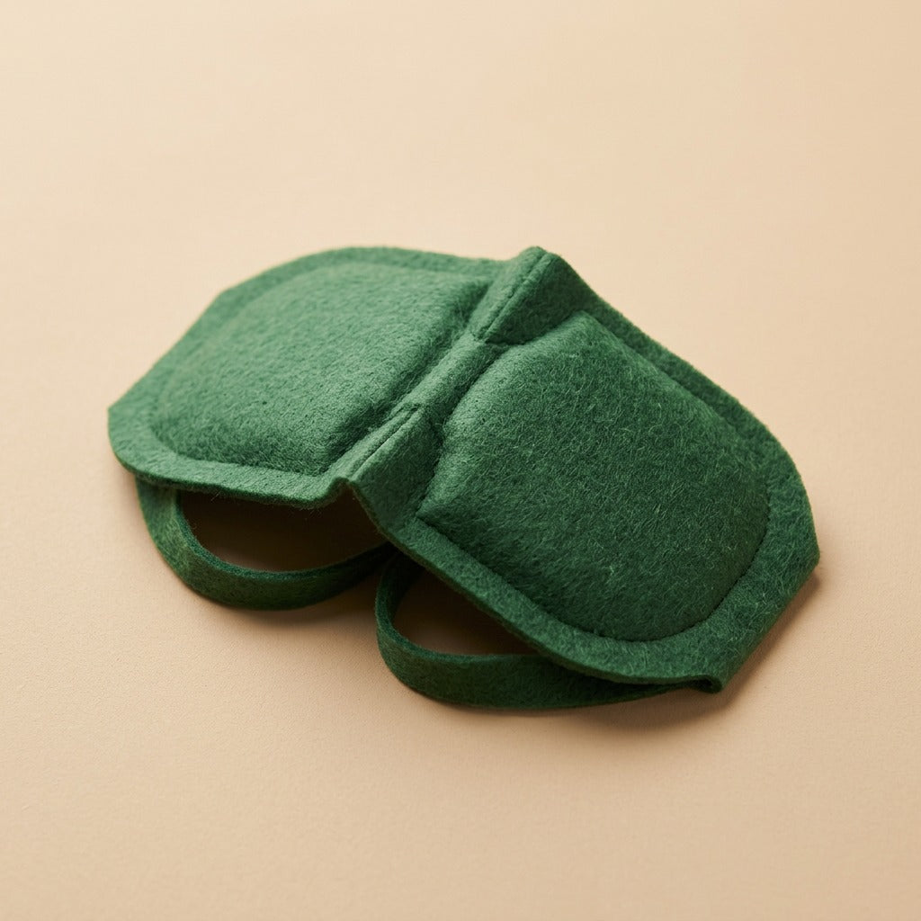 Mugrest™ Mugwort Steam Eye Mask, material and detail close-up