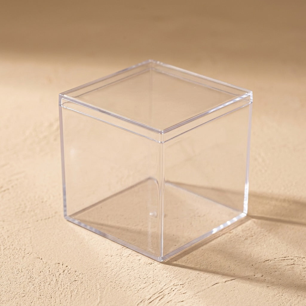 Squarenest™ Square PS Storage Box With Lid, material and detail close-up