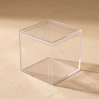 Squarenest™ Square PS Storage Box With Lid, material and detail close-up