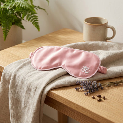 Lavendream™ Yoga Eye Mask With Lavender And Cassia Seed in a calm home setting