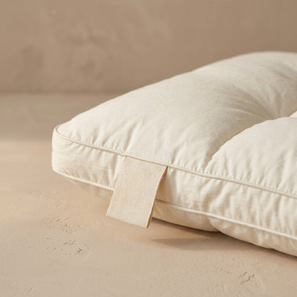 Puffcurl™ Pure Cotton Neck Pillow Core, material and detail close-up