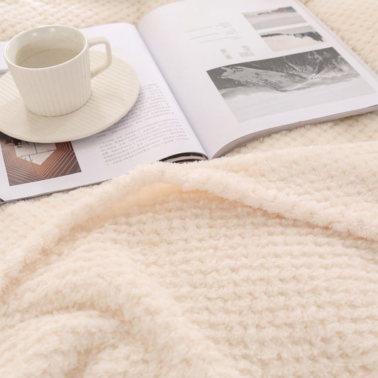 Bramble Pineapple Weave Fleece Throw: room