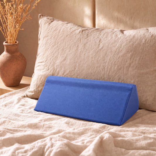 Harbor Side Sleep Support Wedge: room