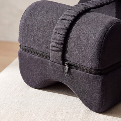 Legcradle Memory Foam Leg Pillow: zip detail