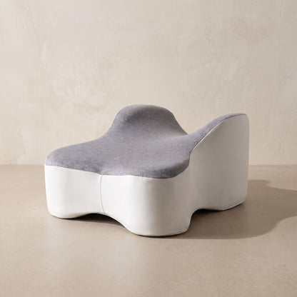 Nestlift Large Leg Support Pillow: product