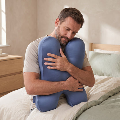 Sidecradle Side Sleeper Support Pillow: in use