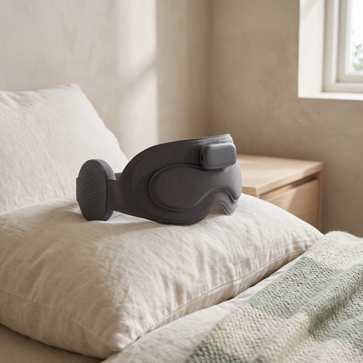 Somnara AI Sleep Meditation Eyemask: card