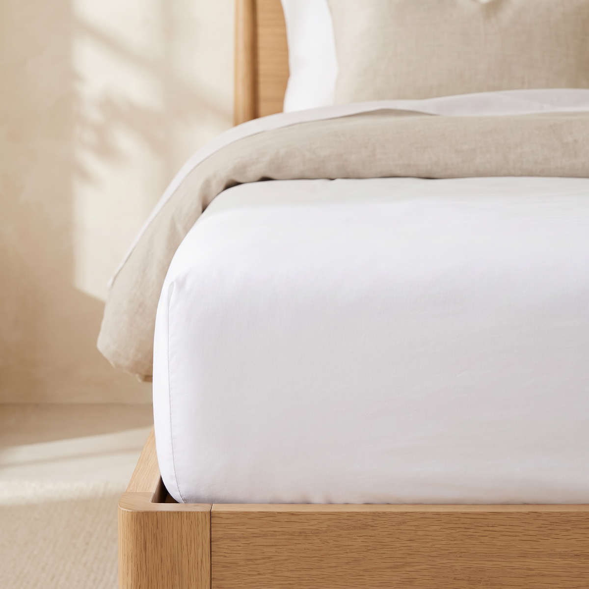 Grip™ Cooling Fitted Sheet